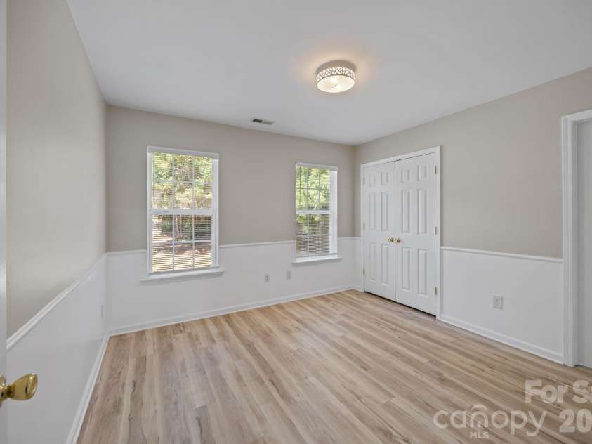417 Deerfield Drive, Mount Holly, NC 28120.  MLS# CAR4374640, YatesRealty ID 17914. 