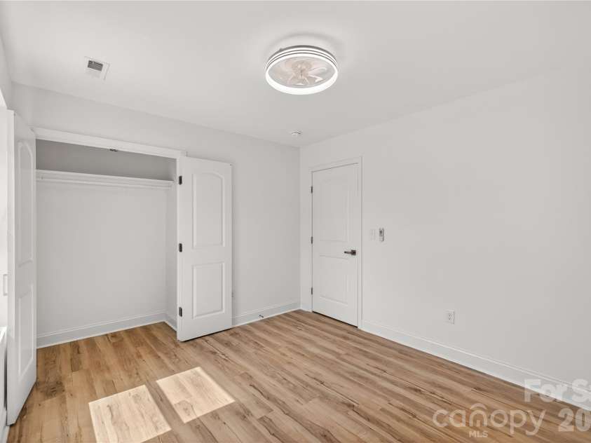 622 Catawba Avenue, Mount Holly, NC 28120.  MLS# CAR4374911, YatesRealty ID 17915. 