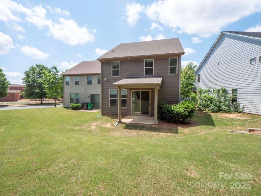 14506 Knowledge Circle, Charlotte, NC 28277.  MLS# CAR4255261, YatesRealty ID 17917. 