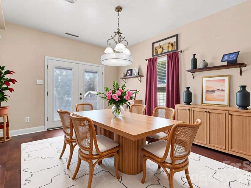 3425 Pikes Peak Drive, Gastonia, NC 28052.  MLS# CAR4375188, YatesRealty ID 17917. 
