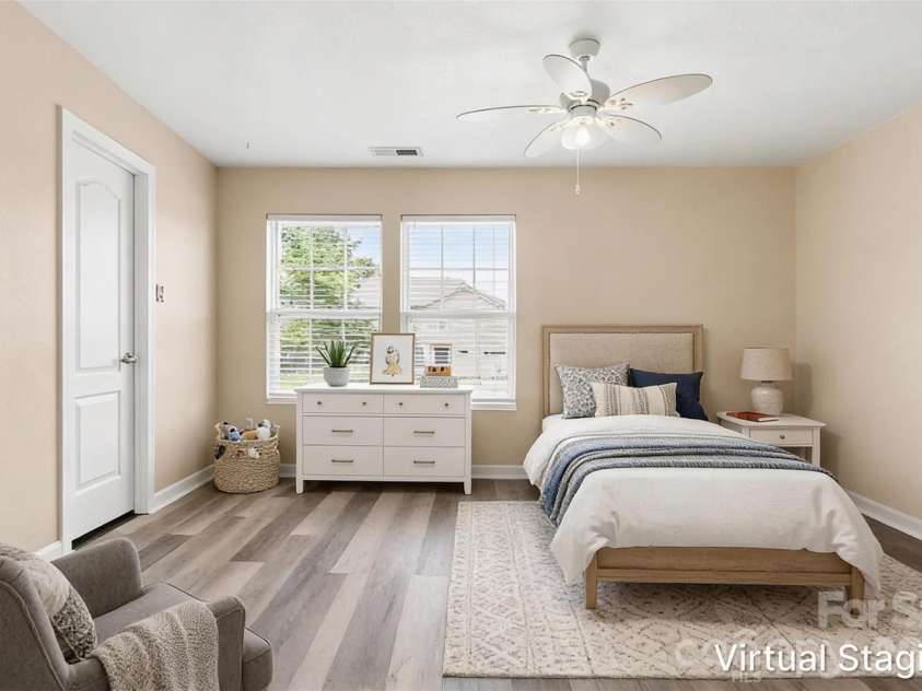 3425 Pikes Peak Drive, Gastonia, NC 28052.  MLS# CAR4375188, YatesRealty ID 17917. 