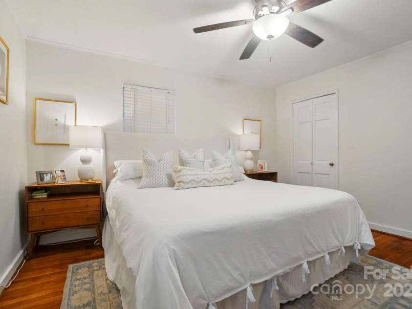 4647 General Pershing Drive, Charlotte, NC 28209.  MLS# CAR4255851, YatesRealty ID 17918. 