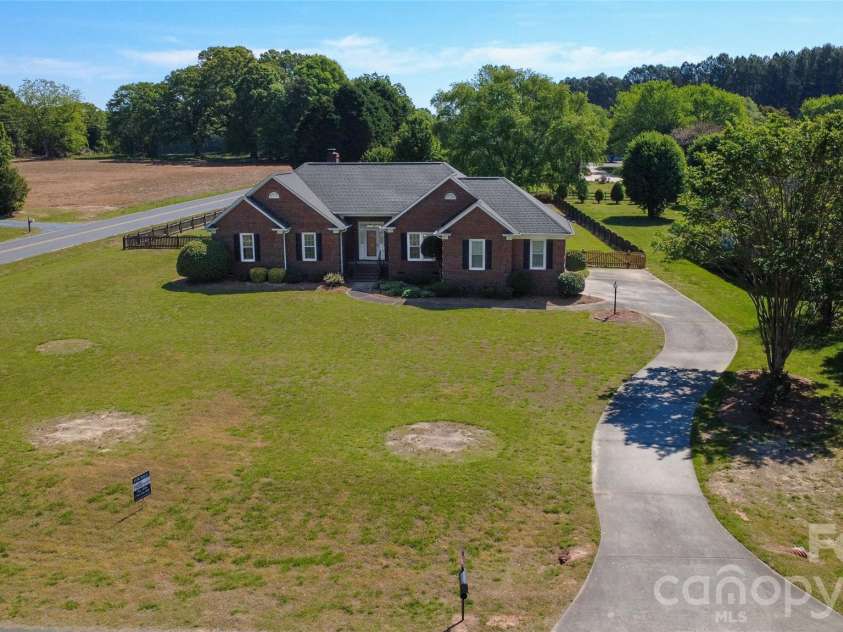 101 Brightland Run, Monroe, NC 28110.  MLS# CAR4370160, YatesRealty ID 17919. 