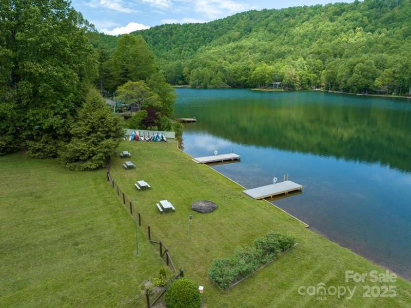 609 Haven Drive, Saluda, NC 28773.  MLS# CAR4247056, YatesRealty ID 17919. Community Beach