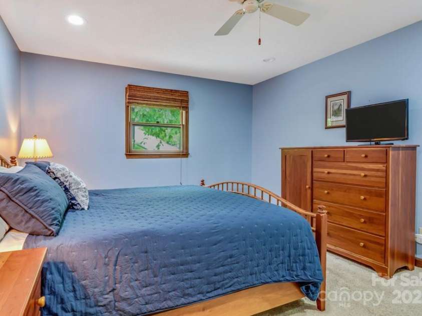 609 Haven Drive, Saluda, NC 28773.  MLS# CAR4247056, YatesRealty ID 17919. Primary Bedroom 1st floor