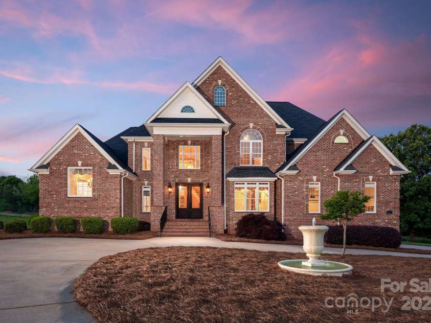 534 Ingleside Farm Road, Iron Station, NC 28080.  MLS# CAR4258669, YatesRealty ID 17920. 