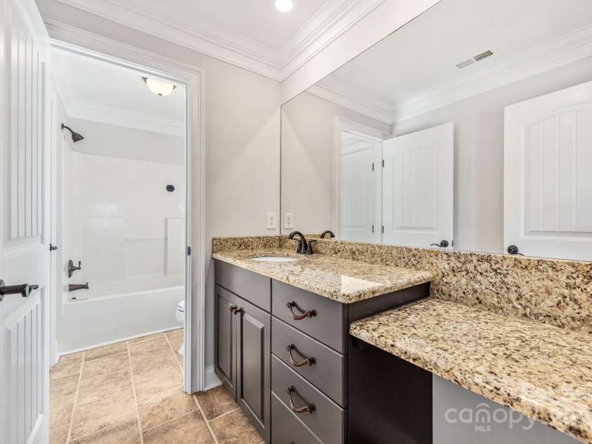 534 Ingleside Farm Road, Iron Station, NC 28080.  MLS# CAR4258669, YatesRealty ID 17920. 