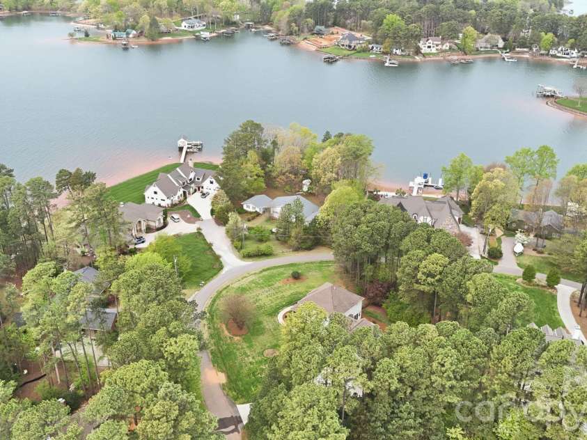 151 Yellow Jacket Circle, Mooresville, NC 28117.  MLS# CAR4364458, YatesRealty ID 17921. 