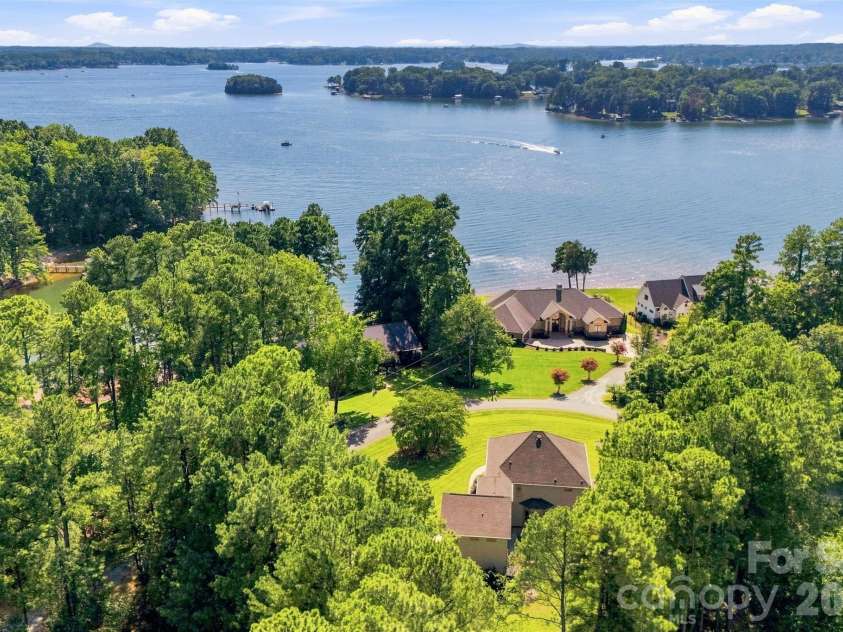 151 Yellow Jacket Circle, Mooresville, NC 28117.  MLS# CAR4364458, YatesRealty ID 17921. 