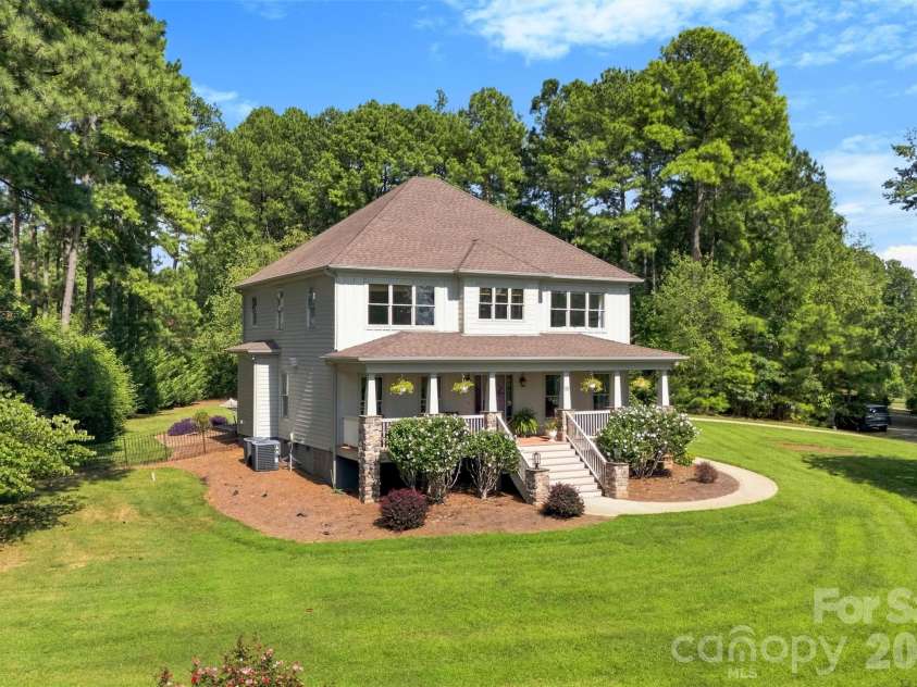 151 Yellow Jacket Circle, Mooresville, NC 28117.  MLS# CAR4364458, YatesRealty ID 17921. 
