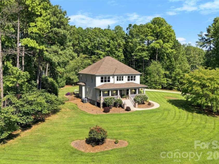 151 Yellow Jacket Circle, Mooresville, NC 28117.  MLS# CAR4364458, YatesRealty ID 17921. 