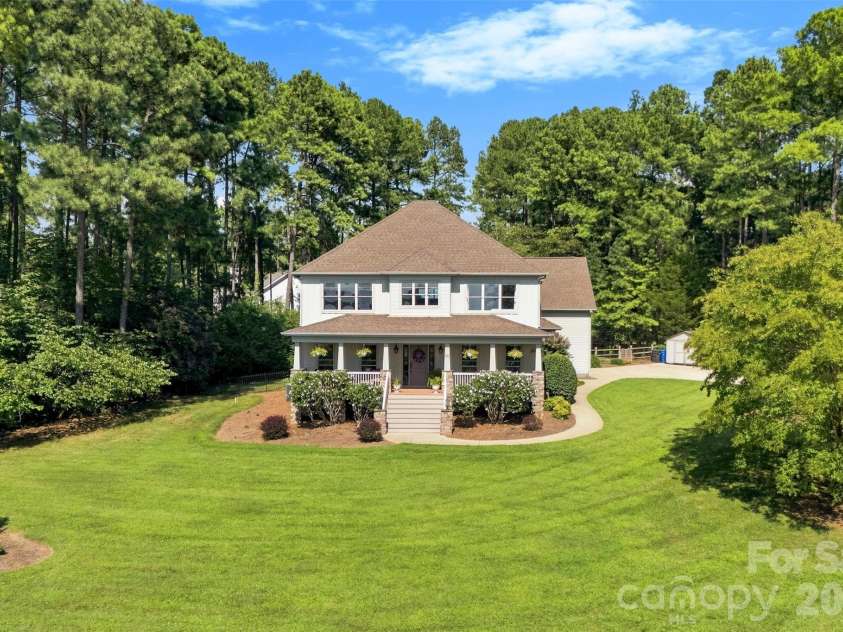 151 Yellow Jacket Circle, Mooresville, NC 28117.  MLS# CAR4364458, YatesRealty ID 17921. 