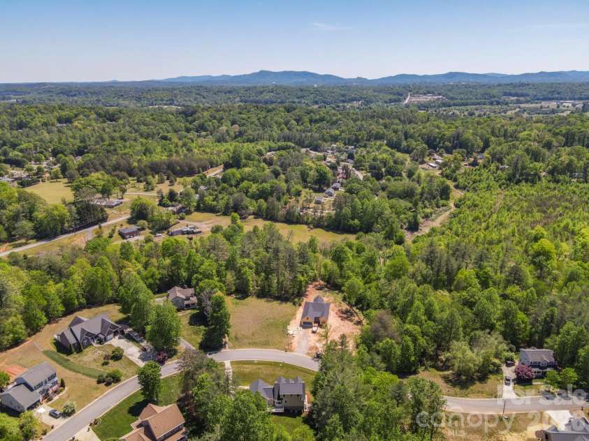321 Winding Creek Drive, Morganton, NC 28655.  MLS# CAR4361242, YatesRealty ID 17922. 