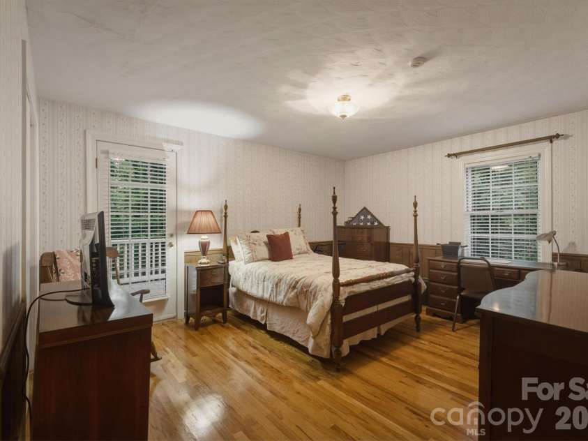 118 Maehill Place, Lenoir, NC 28645.  MLS# CAR4366024, YatesRealty ID 17923. 