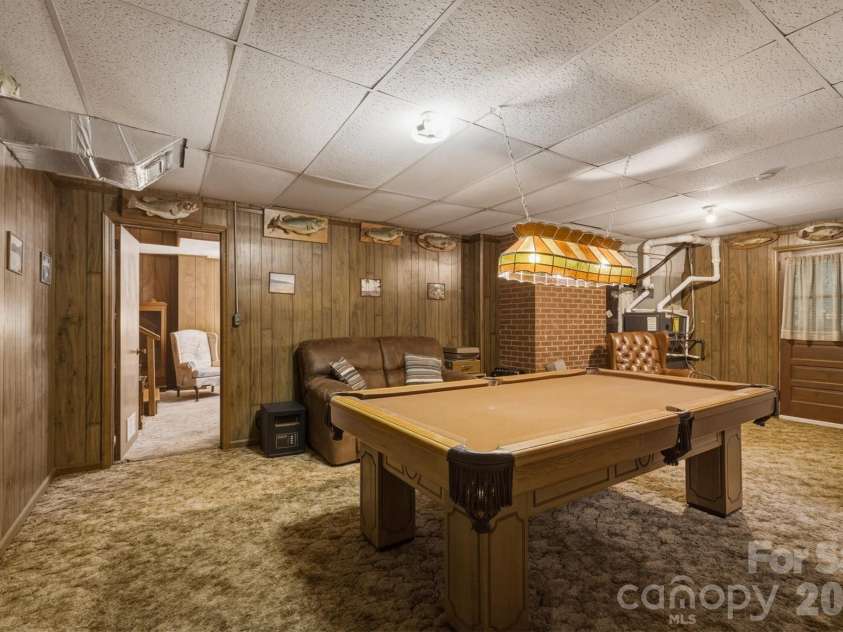 118 Maehill Place, Lenoir, NC 28645.  MLS# CAR4366024, YatesRealty ID 17923. 