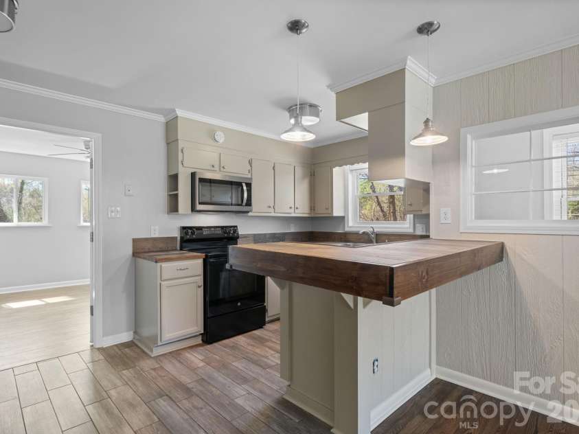1859 Mcree Road, Newton, NC 28658.  MLS# CAR4361810, YatesRealty ID 17924. 