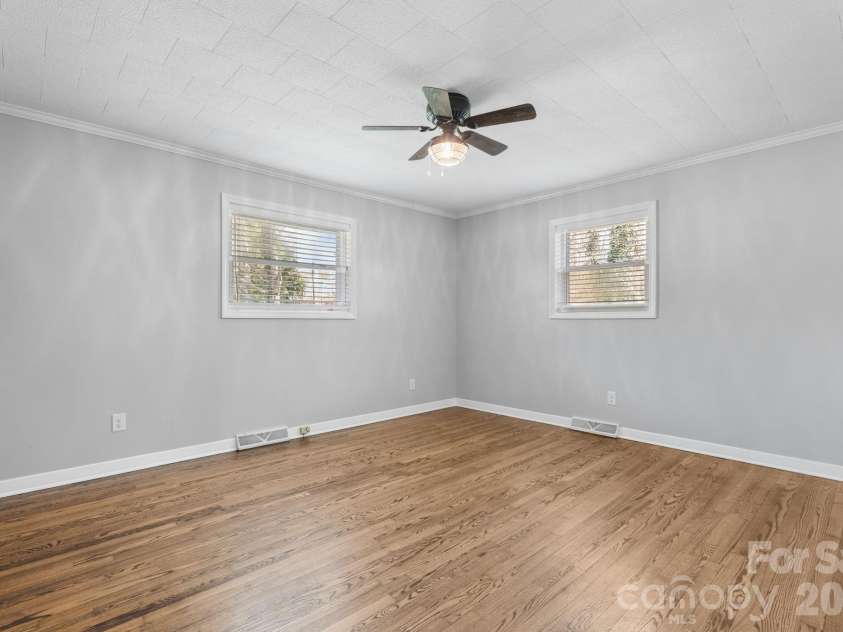 1859 Mcree Road, Newton, NC 28658.  MLS# CAR4361810, YatesRealty ID 17924. 