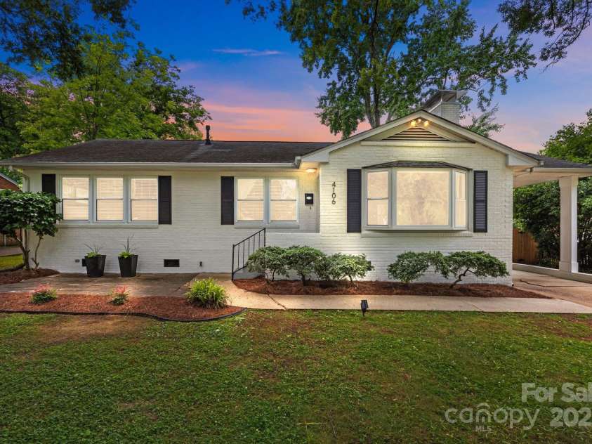 4106 Castlewood Road, Charlotte, NC 28209.  MLS# CAR4258247, YatesRealty ID 17924. 