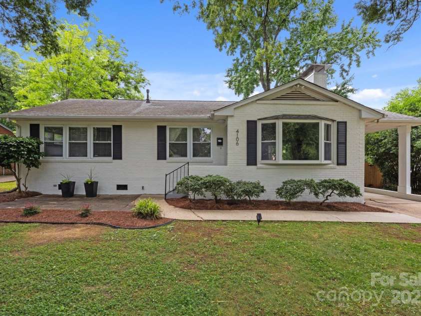 4106 Castlewood Road, Charlotte, NC 28209.  MLS# CAR4258247, YatesRealty ID 17924. 