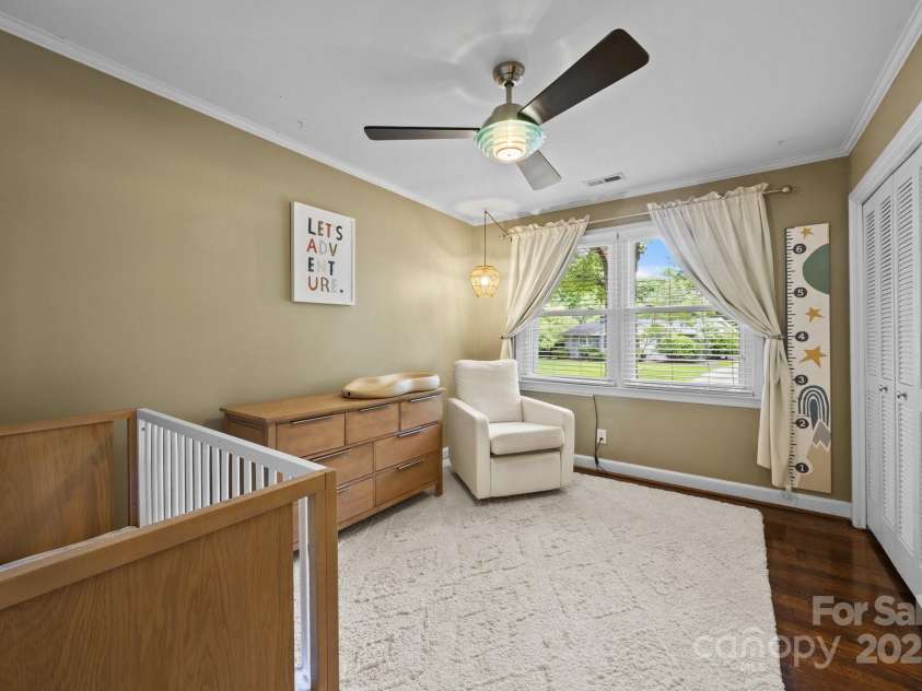 4106 Castlewood Road, Charlotte, NC 28209.  MLS# CAR4258247, YatesRealty ID 17924. 