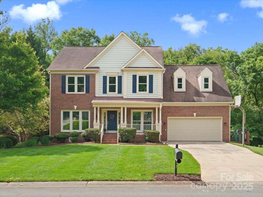 2821 Providence Spring Lane, Charlotte, NC 28270.  MLS# CAR4264457, YatesRealty ID 17928. 