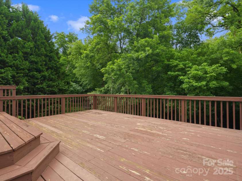 2821 Providence Spring Lane, Charlotte, NC 28270.  MLS# CAR4264457, YatesRealty ID 17928. 
