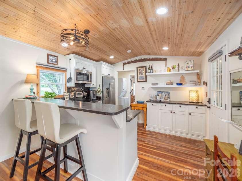 248 Max Thompson Road, Canton, NC 28716.  MLS# CAR4296051, YatesRealty ID 17929. 