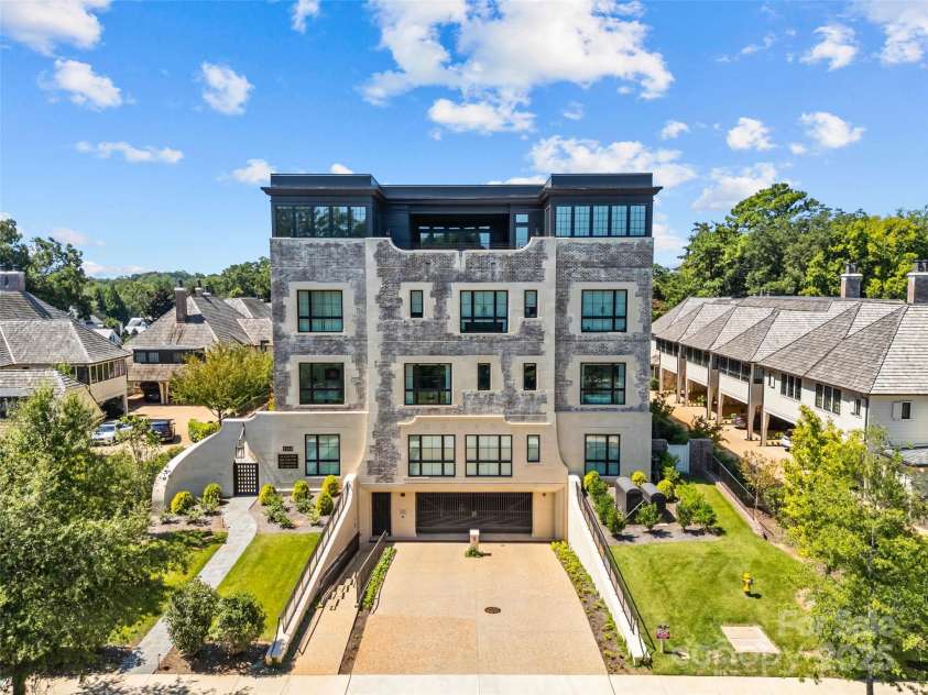 1172 Queens Road, Charlotte, NC 28207.  MLS# CAR4296406, YatesRealty ID 1793. 