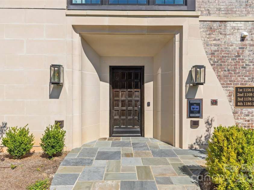 1172 Queens Road, Charlotte, NC 28207.  MLS# CAR4296406, YatesRealty ID 1793. 