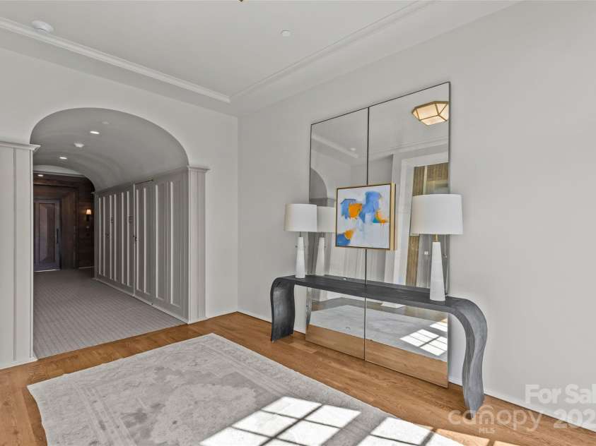 1172 Queens Road, Charlotte, NC 28207.  MLS# CAR4296406, YatesRealty ID 1793. 