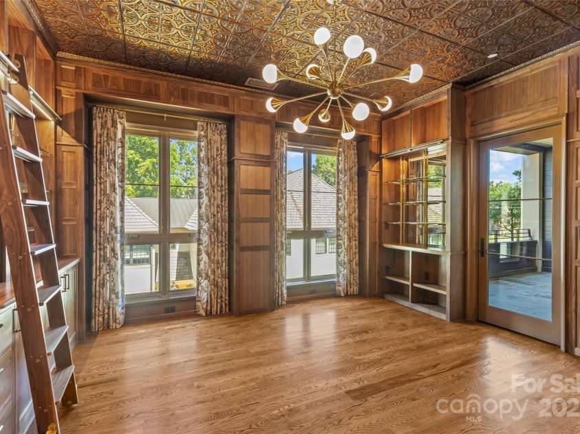 1172 Queens Road, Charlotte, NC 28207.  MLS# CAR4296406, YatesRealty ID 1793. 
