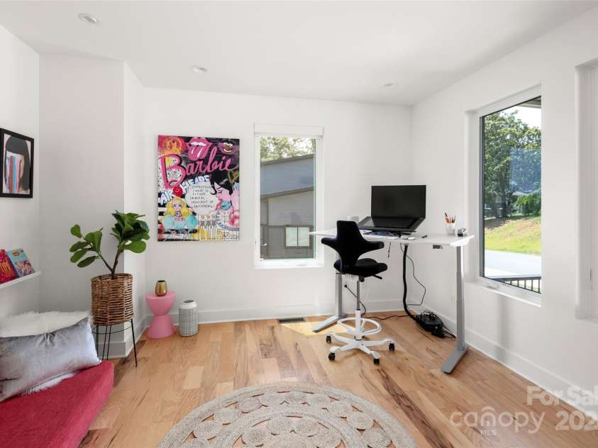 303 Iron Ridge Loop, Asheville, NC 28806.  MLS# CAR4151239, YatesRealty ID 1793. Flex Room - Main Level - Can be used as Formal Living or Dining
