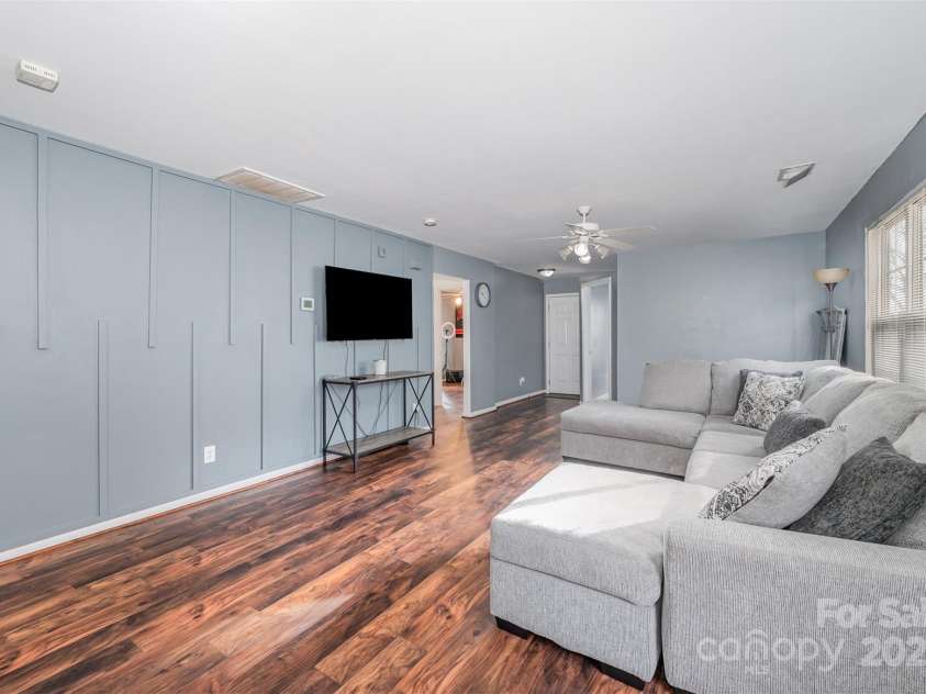 9734 Kennerly Cove Court, Charlotte, NC 28269.  MLS# CAR4326405, YatesRealty ID 1793. 