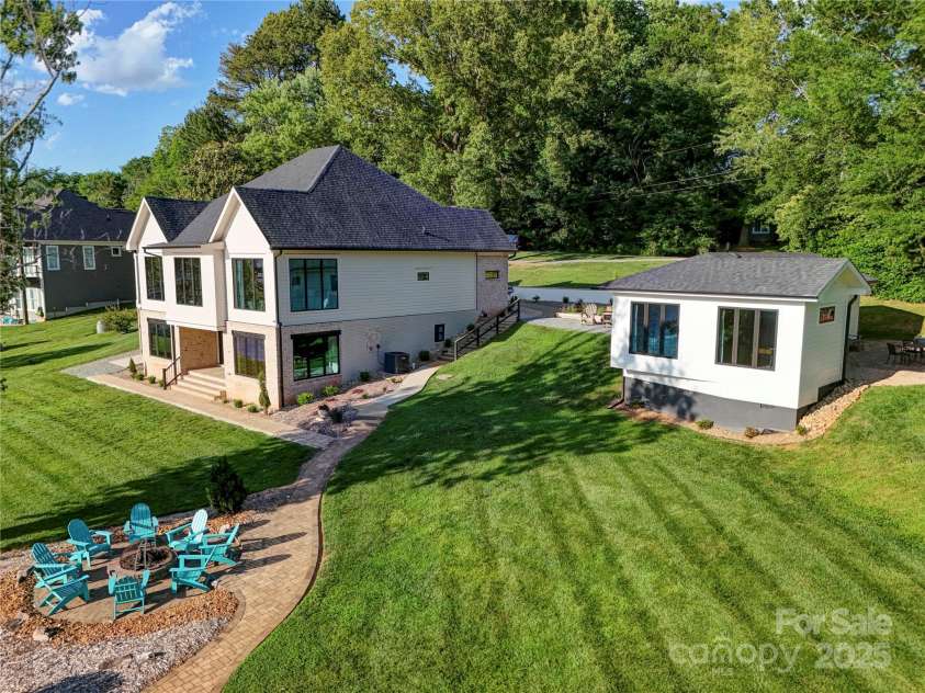 445 Sundown Road, Mooresville, NC 28117.  MLS# CAR4263161, YatesRealty ID 17931. 