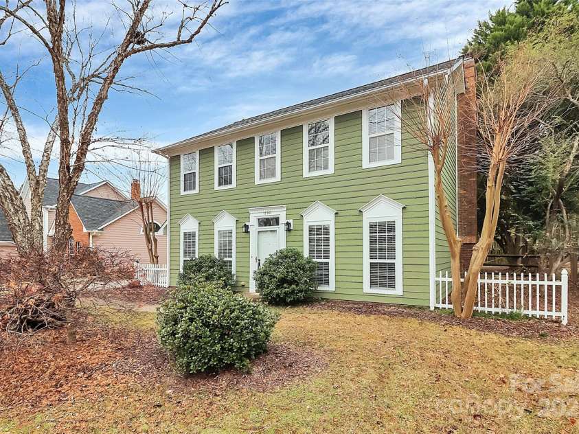 12313 Landing Green Drive, Charlotte, NC 28277.  MLS# CAR4331848, YatesRealty ID 17932. 