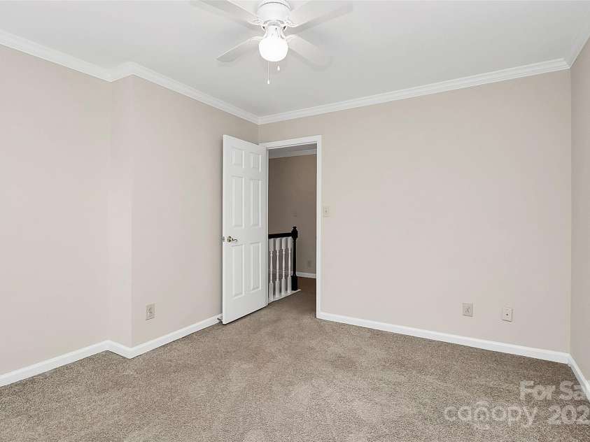 12313 Landing Green Drive, Charlotte, NC 28277.  MLS# CAR4331848, YatesRealty ID 17932. 