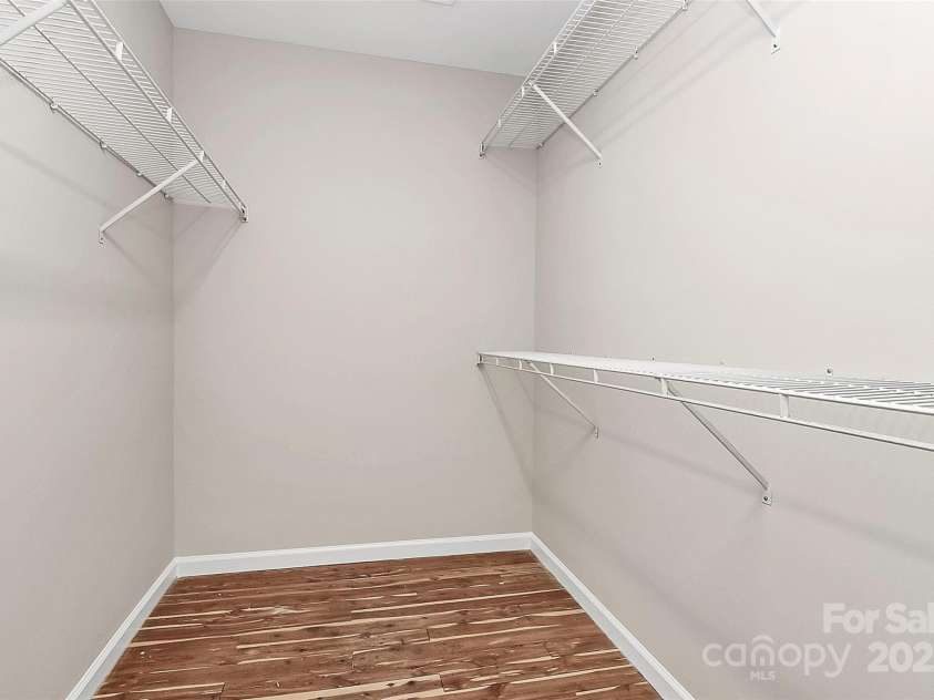 12313 Landing Green Drive, Charlotte, NC 28277.  MLS# CAR4331848, YatesRealty ID 17932. 