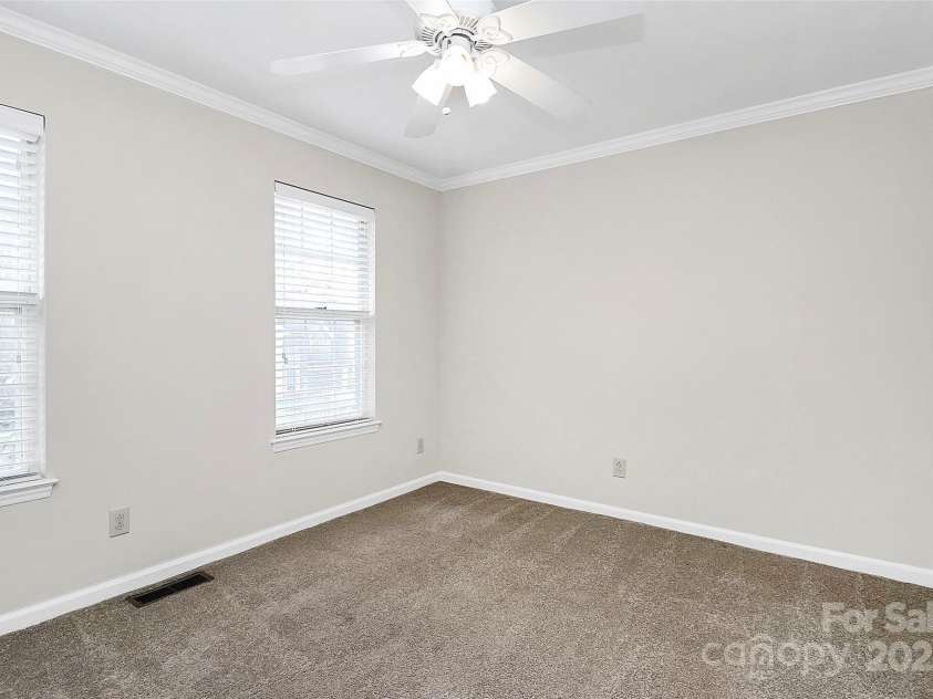 12313 Landing Green Drive, Charlotte, NC 28277.  MLS# CAR4331848, YatesRealty ID 17932. 