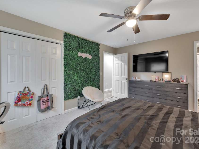 140 Wandering Lane, Bessemer City, NC 28016.  MLS# CAR4244305, YatesRealty ID 17935. 