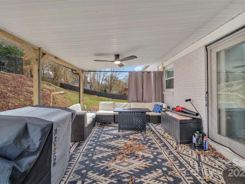 140 Wandering Lane, Bessemer City, NC 28016.  MLS# CAR4244305, YatesRealty ID 17935. 