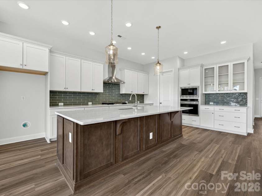 356 Portree Street, Rock Hill, SC 29732.  MLS# CAR4342039, YatesRealty ID 17935. Designer Finishes in this Gourmet Kitchen