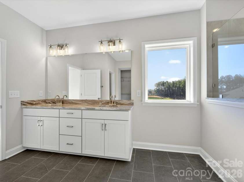 356 Portree Street, Rock Hill, SC 29732.  MLS# CAR4342039, YatesRealty ID 17935. Owner's Bathroom