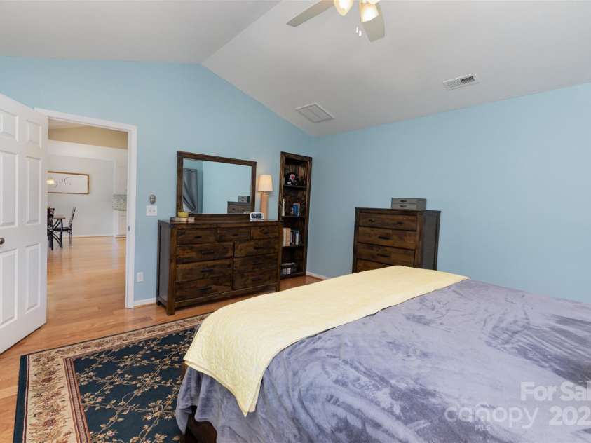 206 Summey Barker Drive, Dallas, NC 28034.  MLS# CAR4251628, YatesRealty ID 17936. 