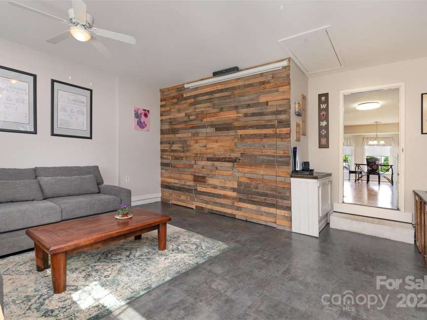 206 Summey Barker Drive, Dallas, NC 28034.  MLS# CAR4251628, YatesRealty ID 17936. Media Room