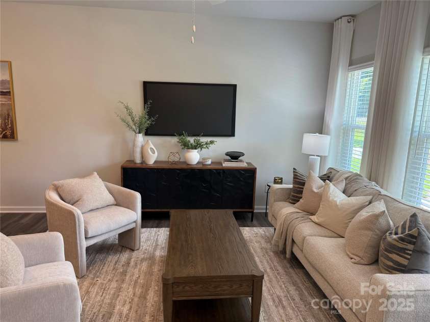5817 Tuckaseegee Road, Charlotte, NC 28208.  MLS# CAR4254636, YatesRealty ID 17937. 
