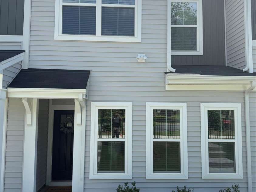 5817 Tuckaseegee Road, Charlotte, NC 28208.  MLS# CAR4254636, YatesRealty ID 17937. 