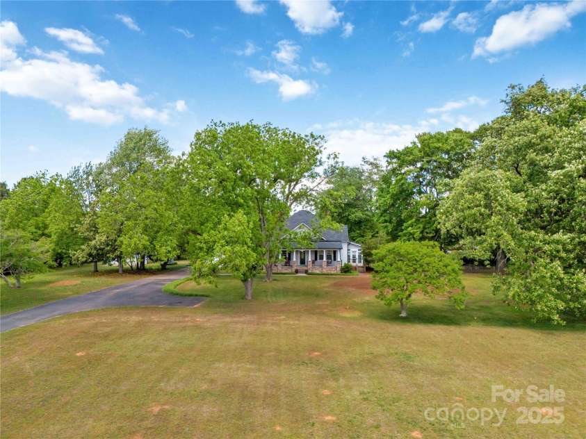 4960 York Highway, Rock Hill, SC 29732.  MLS# CAR4256206, YatesRealty ID 17938. 