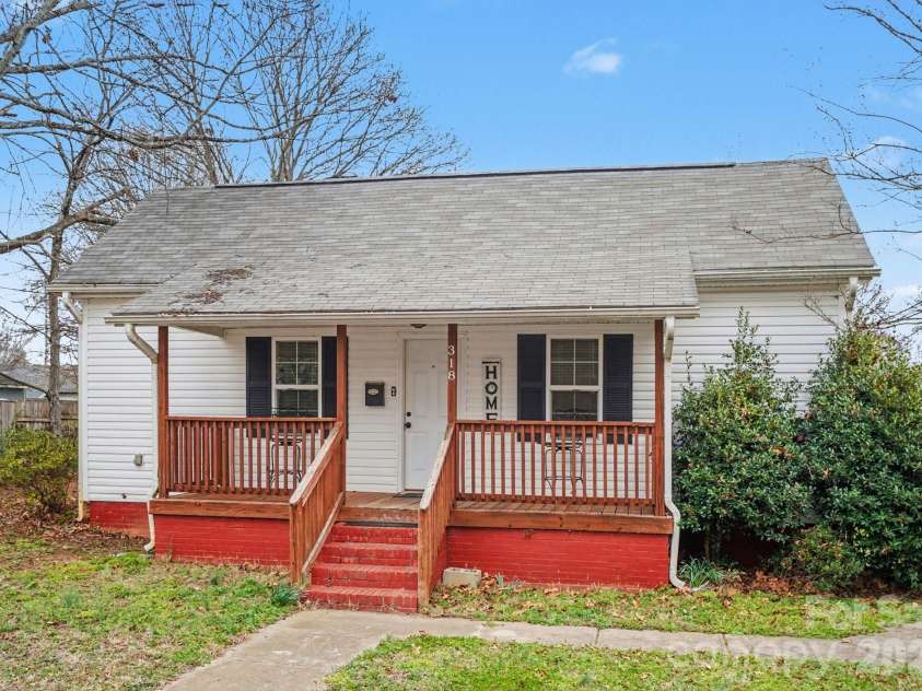 318 Pressley Avenue, Mooresville, NC 28115.  MLS# CAR4347115, YatesRealty ID 17939. 