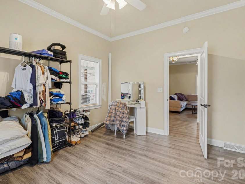 318 Pressley Avenue, Mooresville, NC 28115.  MLS# CAR4347115, YatesRealty ID 17939. 