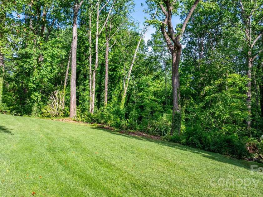 220 West Park Drive, Morganton, NC 28655.  MLS# CAR4263944, YatesRealty ID 1794. 